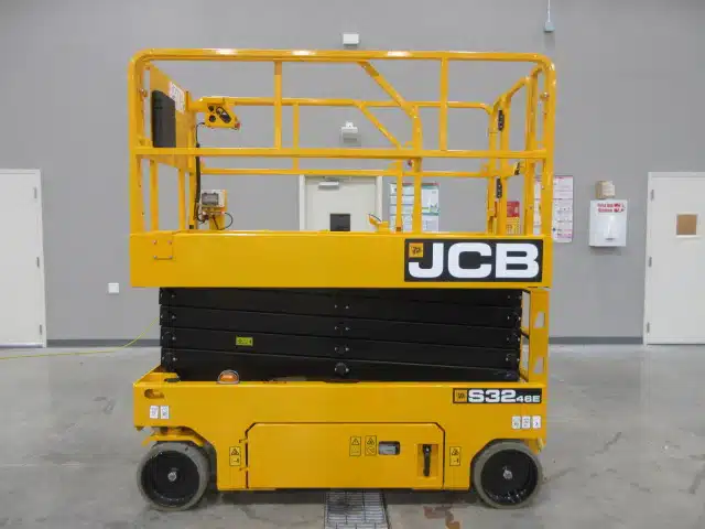 JCB 3246 32-foot scissor lift rental
